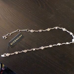 Givenchy choker